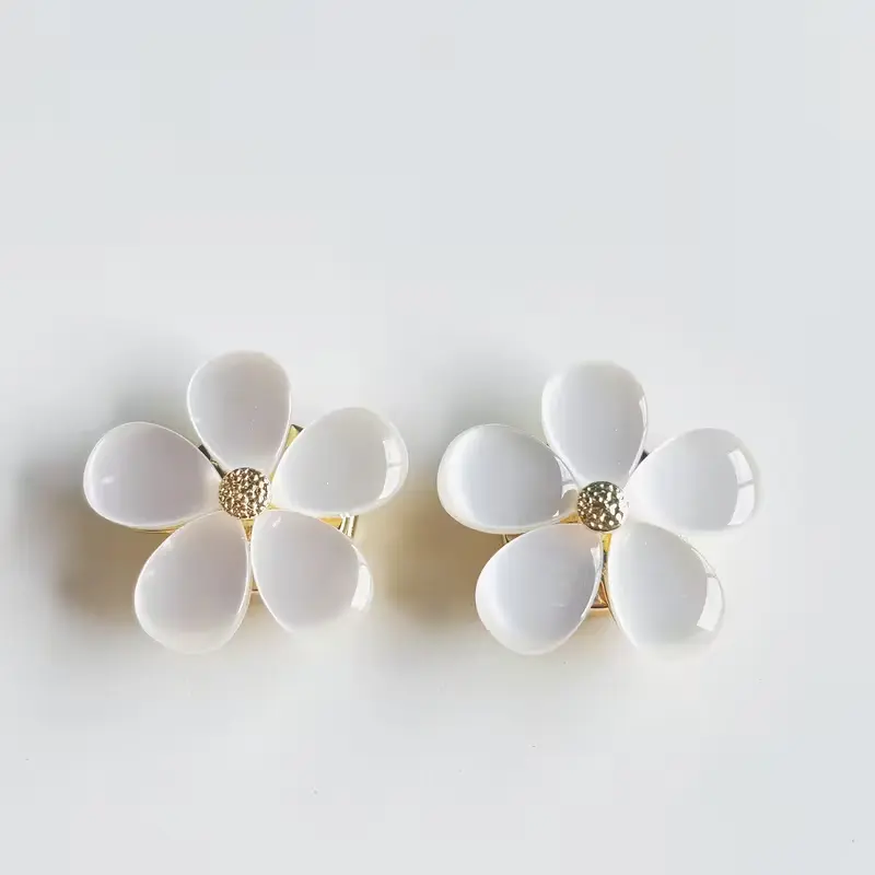 Krycí knoflík Jemná kopretina