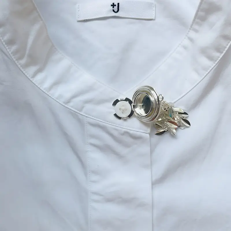 Krycí knoflík Střapec