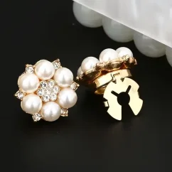 Krycí knoflík Perlový květ se štrasem