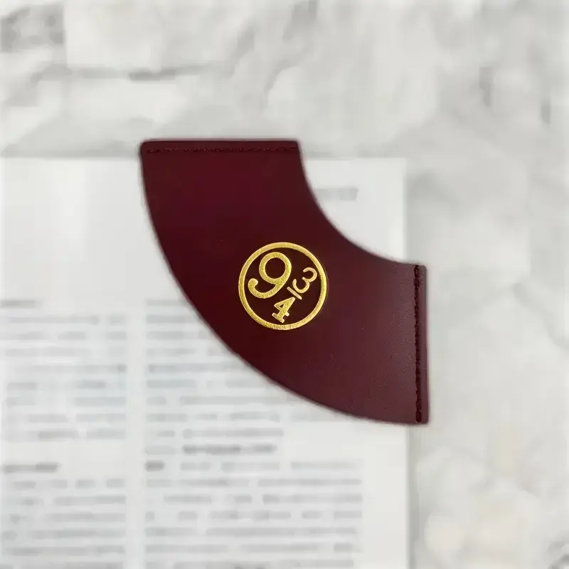 Záložka do knihy Harry Potter - Barva: Červená