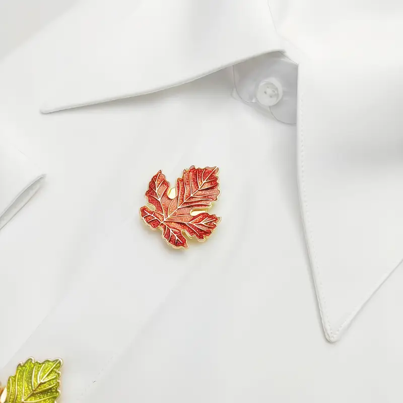 Krycí knoflík Javorový list - Barva: Červená