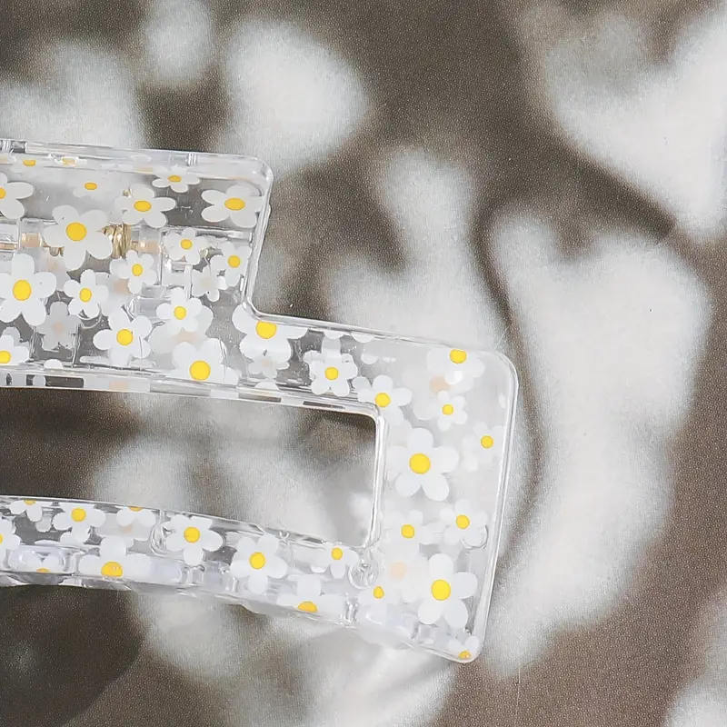 Průhledný skřipec do vlasů