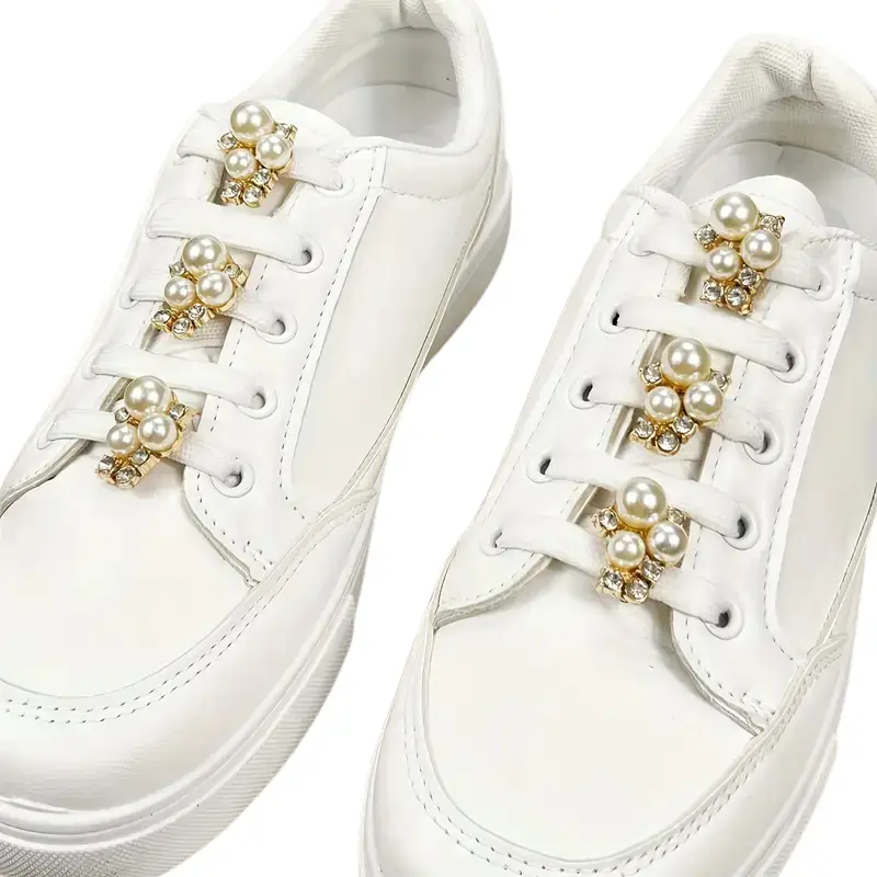 Perličková ozdoba na tkaničky