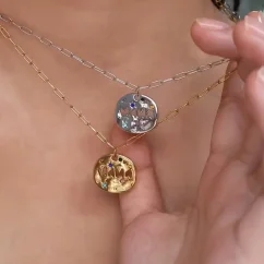 Náhrdelník MAMA s korunkou