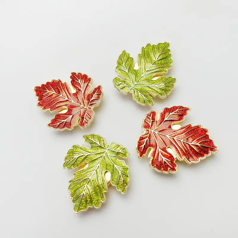 Krycí knoflík Javorový list - Barva: Červená