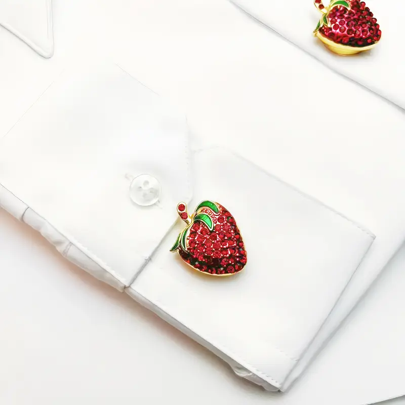 Krycí knoflík Jahoda