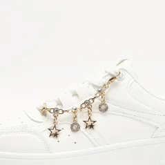 Zlatý řetízek na tkaničky