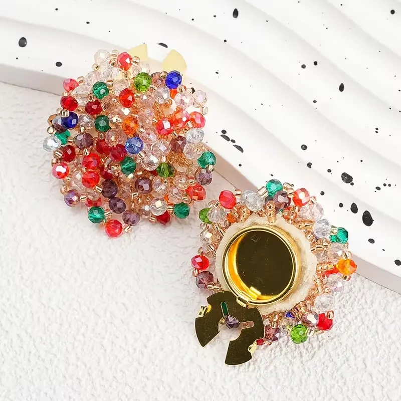 Krycí knoflík s korálky - Barva: Bílá